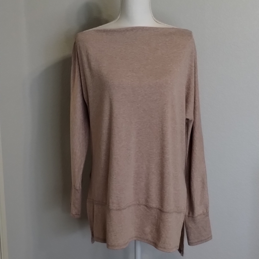 EASEL LosAngeles Beige/Tan Open Neck lightweight Long Sleeve Size Small Oversize